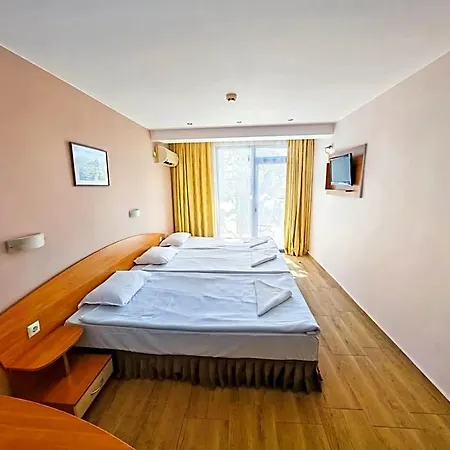 Paloma - In The Center Of The Hotel 3*