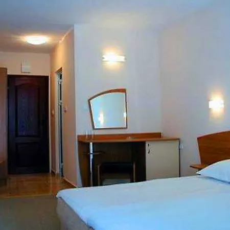 Paloma - In The Center Of The