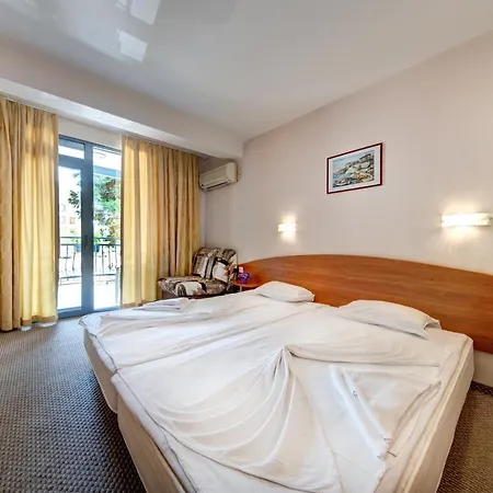 Otel Paloma - In The Center Of The Sunny Beach