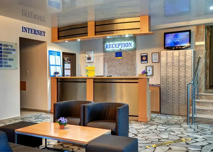 Paloma - In The Center Of The 3*